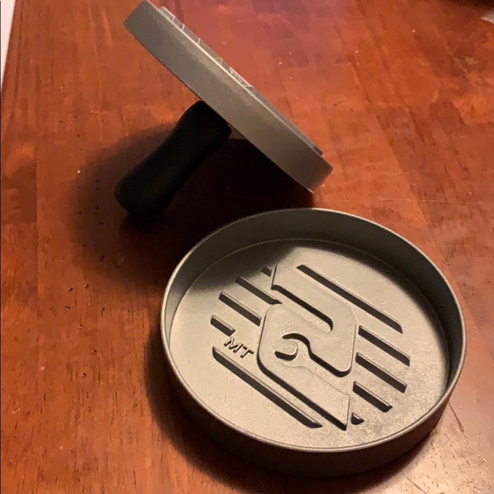 Snap on Burger press